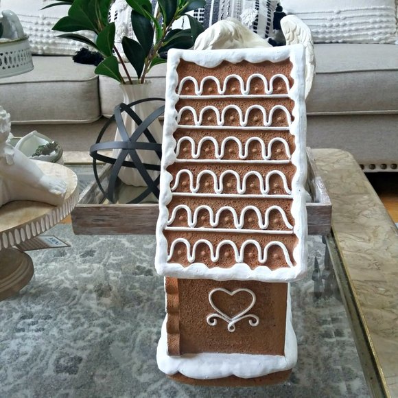 NEW! VINTAGE Inspired GINGERBREAD HOUSE DECOR - Picture 3 of 6